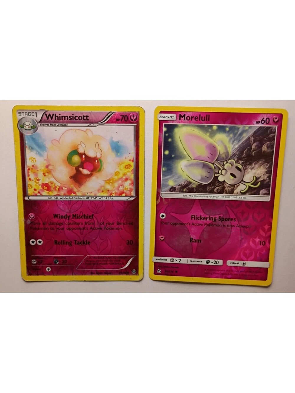 Pokemon TCG Morelull reverse Holo 92/156 2018 & Whimsicott reverse Holo 56/98 (2